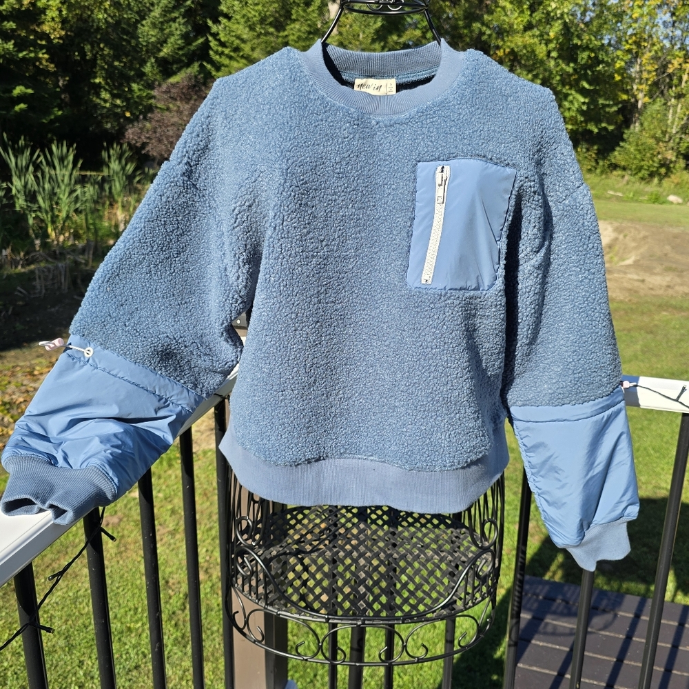 Very J New In Teddy Fleece Sweatshirt, Size S, NWT,blue